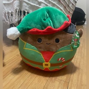 Orazlo elf squishmallow